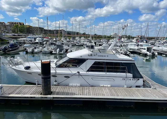 Yacht Moineau VI