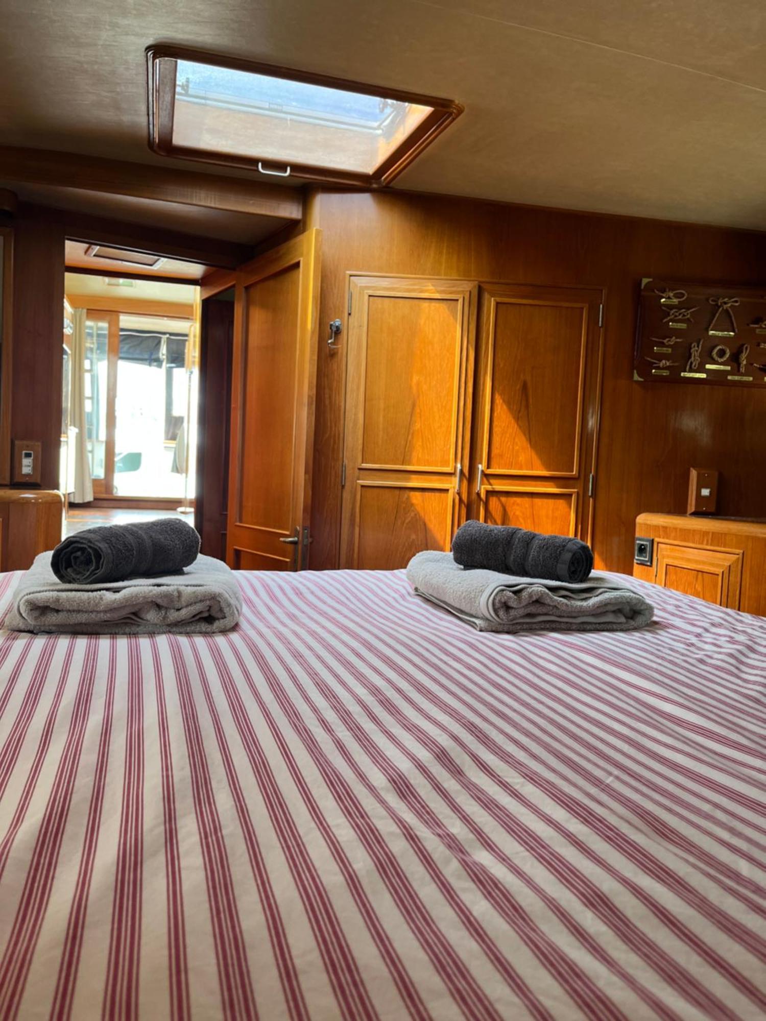 Botel Yacht Moineau Vi
